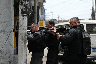 La policía de Brasil lanzó el operativo "Contención" en la favela Vila Cruzeiro favela, en el complejo Penha complex, en Río de Janeiro. Hay varios muertos.