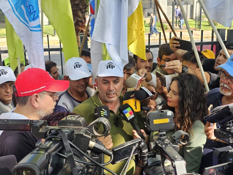 Fotos de la manifestación sobre la reforma de la Caja Fiscal 