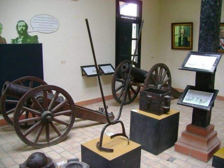 En Ybycuí, donde funcionaba la fundición de hierro, se conservan utensilios, herramientas de labranza y fusiles fabricados durante la Guerra de la Triple Alianza.