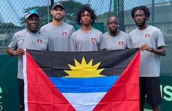 El equipo de Antigua y Barbuda participará del certamen de la Davis en Paraguay. El jugador mas experimentado es Jody Maginley (2° i). Los demás integrantes son el capitán Cordell Williams (i), Cordell Williams Jr, Rodaine Monelle y Ron Murrain.