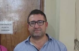 El jefe de prensa de la Gobernación de San Pedro, Iván Oviedo fue agredido físicamente en Santaní una actividad oficial con la presencia de la primera dama de la nación Leticia Ocampos y otras autoridades.