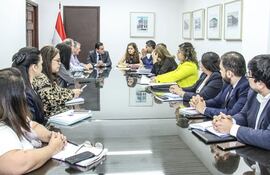 Representantes de instituciones públicas y del sector privado se reunieron en la Cancillería a fin de tratar temas relacionados con el Acuerdo de Asociación Birregional Mercosur – Unión Europea.