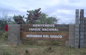 Ambientalistas aseguran que explotación de gas pondría en peligro al ecosistema del Parque Nacional Médanos del Chaco.
