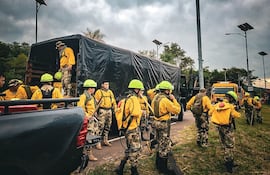 Un gran incendio forestal arrasó con 70 hectáreas en la Ecovía Luque-San Bernardino.