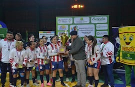 Limpio se consagró bicampeón del Nacional Femenino de Fútbol de Salón, en Bella Vista Sur, venciendo en la final a Santa Rosa del Aguaray.