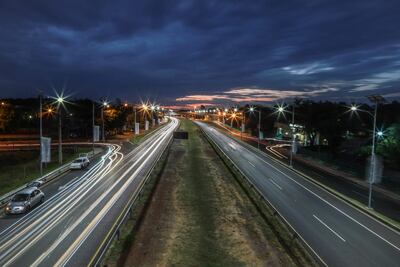 Engineering se encargó de proveer al MOPC la iluminación solar led de la autopista Ñu Guasu.