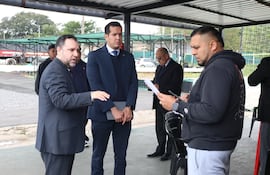 Fiscalía allana empresas e investiga uso de recursos municipales en obras privadas en Asunción