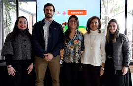 María Luisa Rosi, Albert da Costa, Magalí Cáceres, Techi Velilla y Gabriela Mendoza.