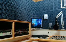 Shoppinglass es la solución para transformar un espacio con la última innovación en tecnología acústica.