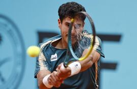 El tenista paraguayo Daniel Vallejo cayó en el Masters 1000 de Madrid ante el italiano Flavio Cobolli en los dieciseisavos de final y ahora se prepara para Roma.