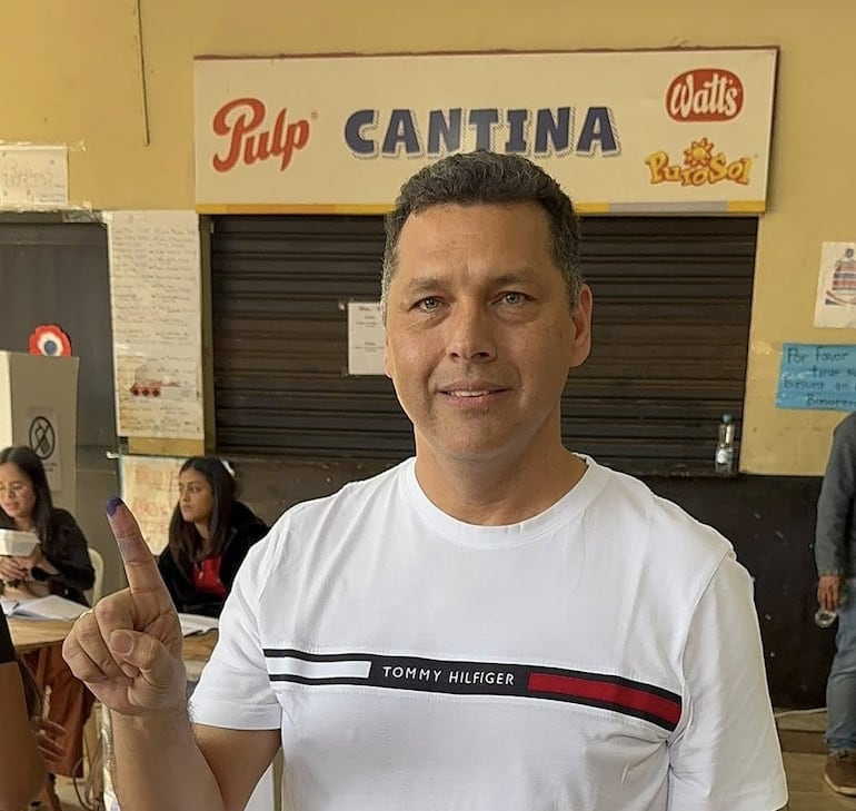 Oscar Melli González derrotó al cartismo en Hernandarias. Ahora el Senado rechaza una usurpación "cobrada" por el intendente saliente.