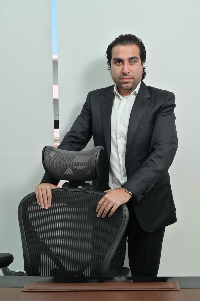 Hamza Damani, presidente del Directorio de Electroban S.A.E.C.A. y accionista mayoritario de la firma.