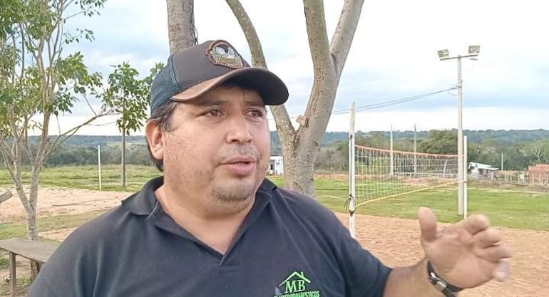 El presidente de la organización vecinal, Francisco Ramírez se refirió a la importancia de la unidad de los pobladores para lograr el desarrollo del barrio