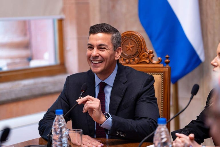 Acta del IPS delata que Santiago Peña digitó el acuerdo con quita millonaria