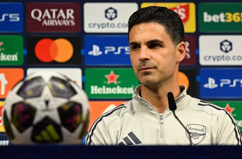 Mikel Arteta, del Arsenal, ofrece una rueda de prensa en Budapest, Hungría, el 29 de mayo de 2026. El Arsenal FC se enfrentará al Paris Saint-Germain en el partido de fútbol de la final de la Liga de Campeones de la UEFA.