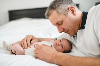 Bebé y su papá.