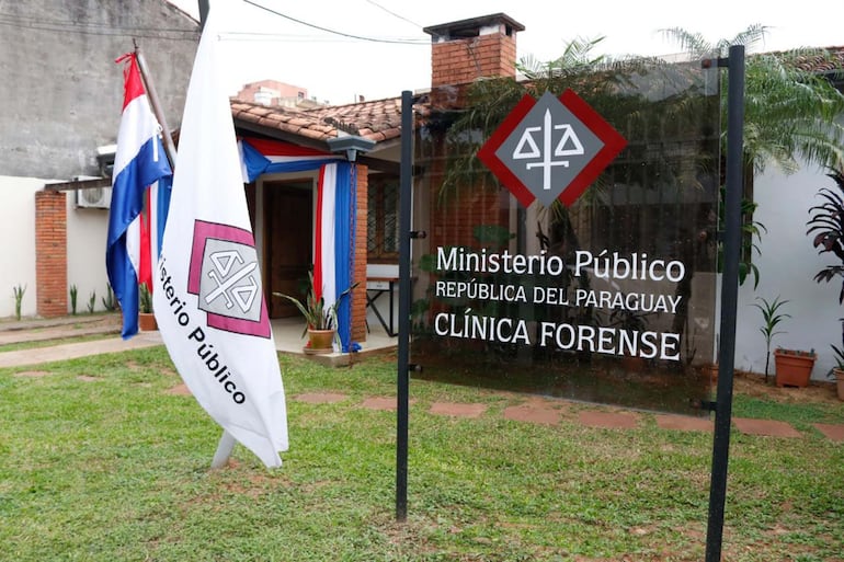 Sede de la Clínica Forense de la Fiscalía, cuyo responsable fue detenido por extorsión a otro funcionario del mismo departamento.