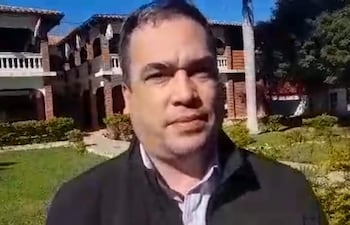 Arturo Mendez, gobernador