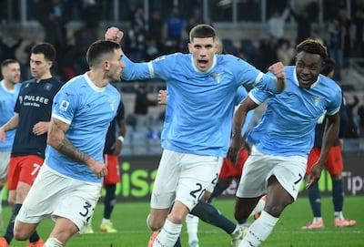 ROME (Italy), 30/01/2026.- Lazio's Danilo Cataldi (C) celebrates with his teammates after scoring a goal during the Italian Serie A soccer match between Lazio and Genoa in Rome, Italy, 30 January 2026. (Italia, Génova, Roma) EFE/EPA/ALESSANDRO DI MEO