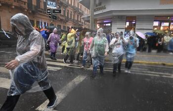 Lluvia en Asunción.