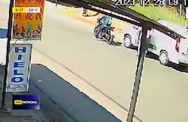 Video: Robaron más de G. 60.000.000 de un vehículo