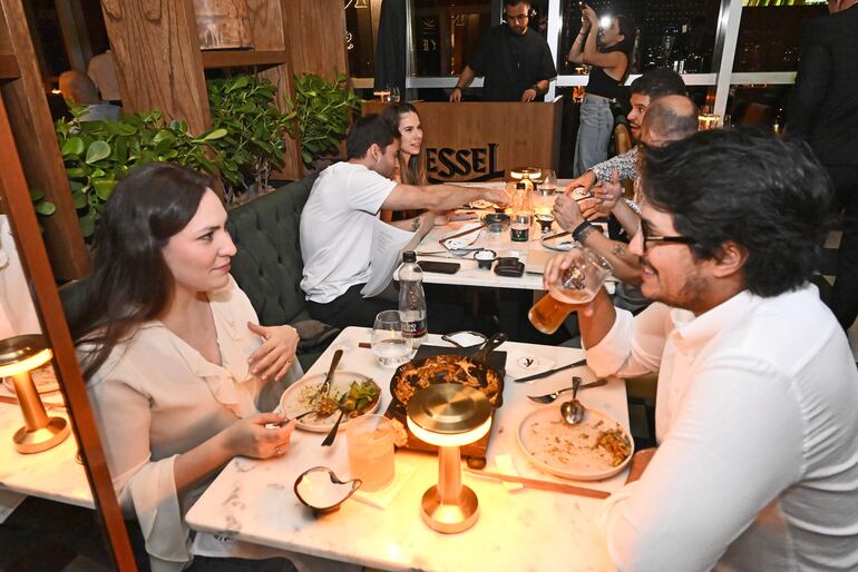 Kessel Sky Bar es el nuevo punto de encuentro que redefine la sofisticación en Asunción.