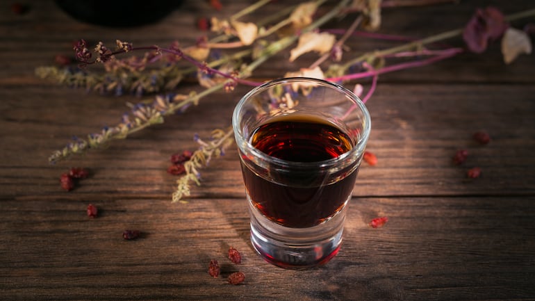 Bebida herbal digestiva.