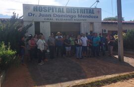 Familiares del hombre fallecido tras no haber recibido atención en el Hospital Distrital de General realizaron una protesta.