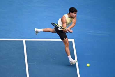 El español Carlos Alcaraz sigue avanzando en el Abierto de Australia