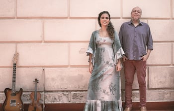 Carol Panesi y Fábio Leal se presentarán esta noche en el Teatro Tom Jobim, para compartir escenario con artistas paraguayos.