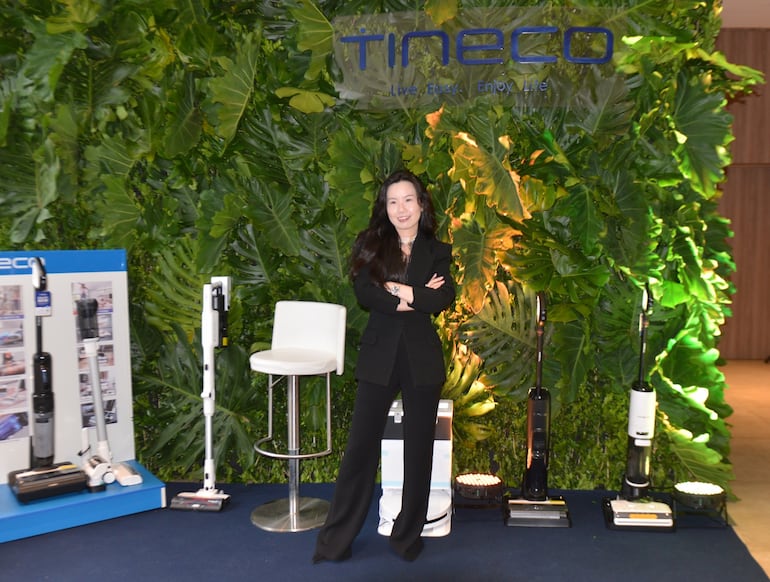 Charlin Chen, directora de ventas de Hiking.