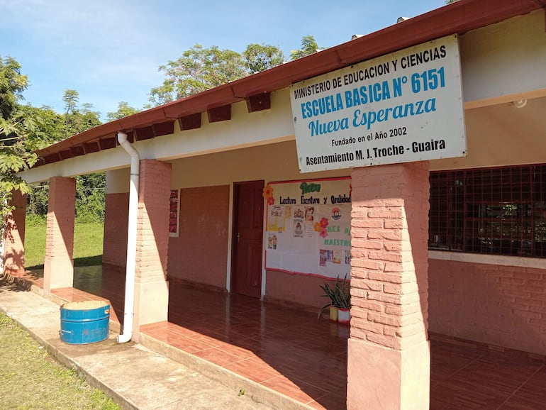 Escuela Básica N° 6151 Nueva Esperanza, en Mauricio José Troche.