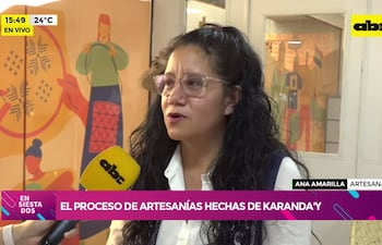 Ana Amarilla, artesana paraguaya de karanda'y