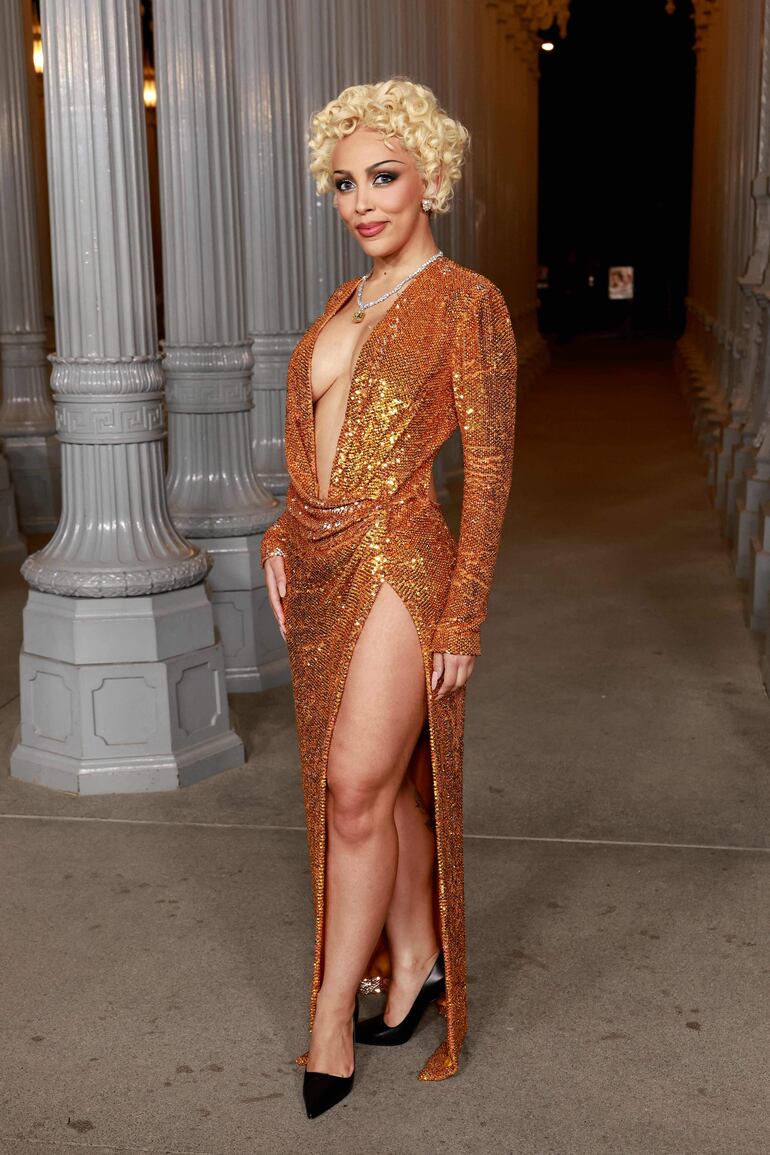 Doja Cat optó por un look atrevido y brilloso para asistir a la Gala LACMA Art+Film. (Frazer Harrison/Getty Images/AFP)
