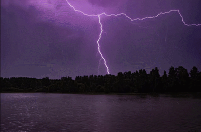 Gif de tormentas eléctricas y lluvias.