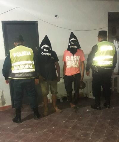 Padre e hijo detenidos por supuesto hecho de abigeato.