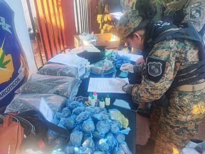Operativo antidrogas en Ñemby arrojó seis detenidos y una importante cantidad de droga incautada.