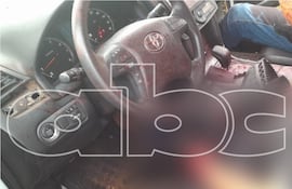 Camioneta en la que se desplazaban los dos presuntos miembros del grupo de "Macho", finalmente abatidos.