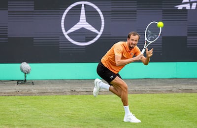 Daniil Medvedev avanzó a los cuartos de final del final de Halle, Alemania.
