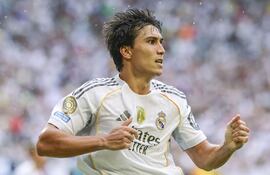 De cabeza, Gonzalo Garcia anotó el gol del triunfo del Real Madrid sobre el Juventus de Turín y ahora aguarda rival de cuartos, que surgirá del ganador de Monterrey y el Borussia Dortmund.