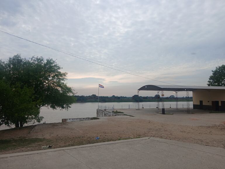 Local del Puerto en Fuerte Olimpo.