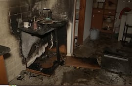 Gran susto por el incendio de una garrafa en una vivienda de Fernando de la Mora