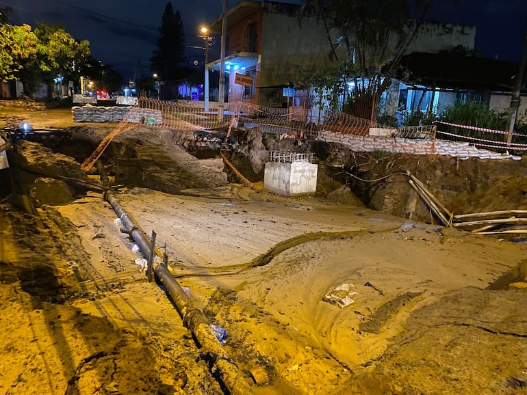 Vecinos del barrio San Pablo denuncian que las obras no avanzan en la zona.