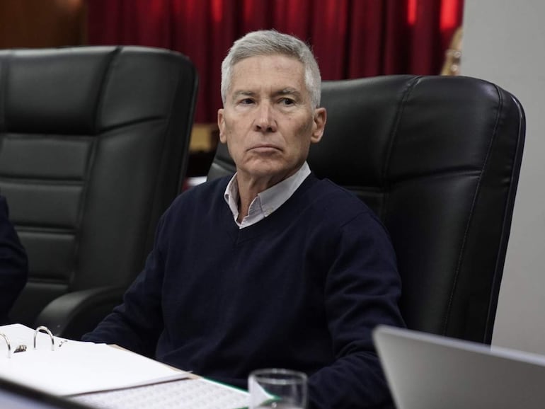 José Emilio Argaña Contreras participa en reunión del Consejo de Administración del IPS.