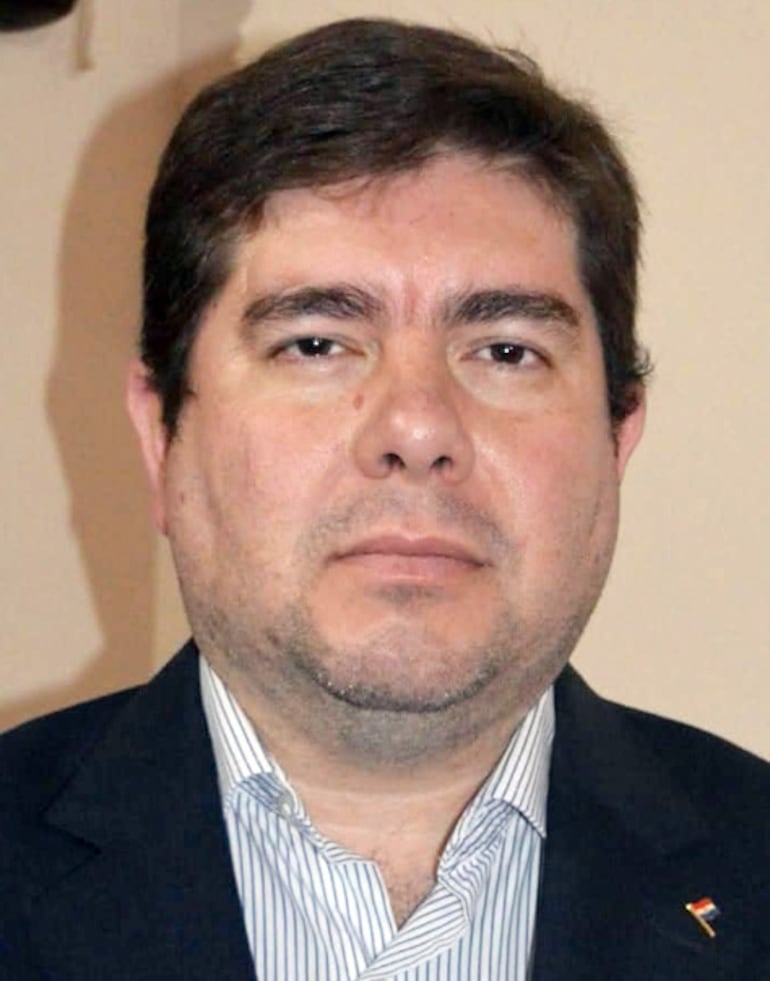 Derlis Gauto Santacruz, director financiero de Tesãi.