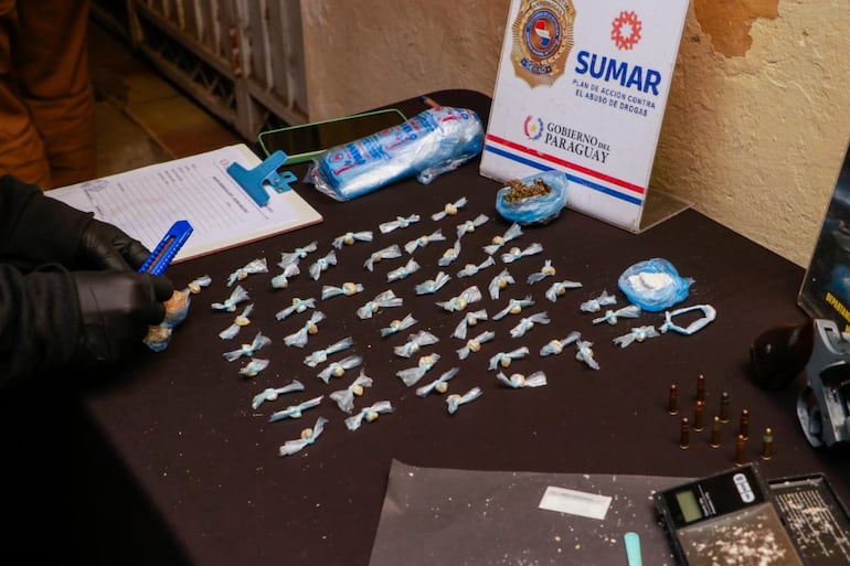 Evidencias incautadas en el primer allanamiento.