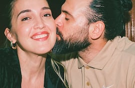 ¡Linda parejita! Jazmín Luraghi y Maximiliano Biancucchi cumplieron 19 años de casados.