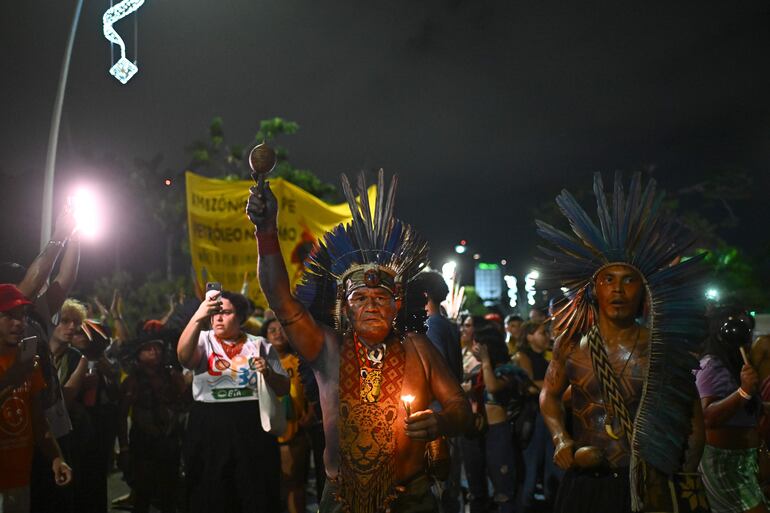 Indígenas marchan por la salud y el clima en Belém (Brasil), 11 de noviembre de 2025.
