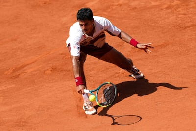 El tenista paraguayo Adolfo Daniel Vallejo durante el partido de segunda ronda del Roland Garros.