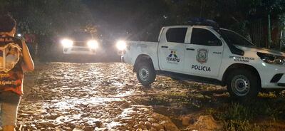 Banda armada huye tras enfrentarse a tiros con agentes policiales en Ciudad de Este.